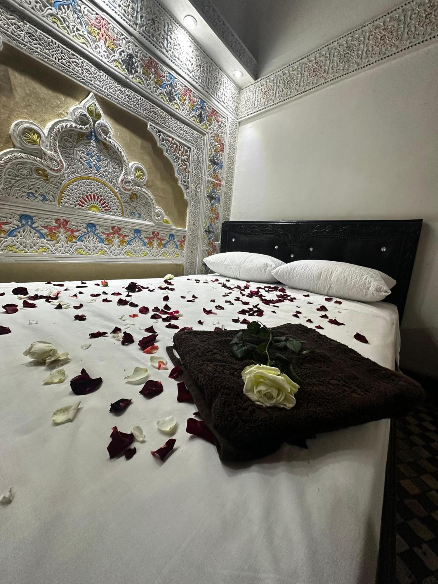Riad Zohor Фес Экстерьер фото