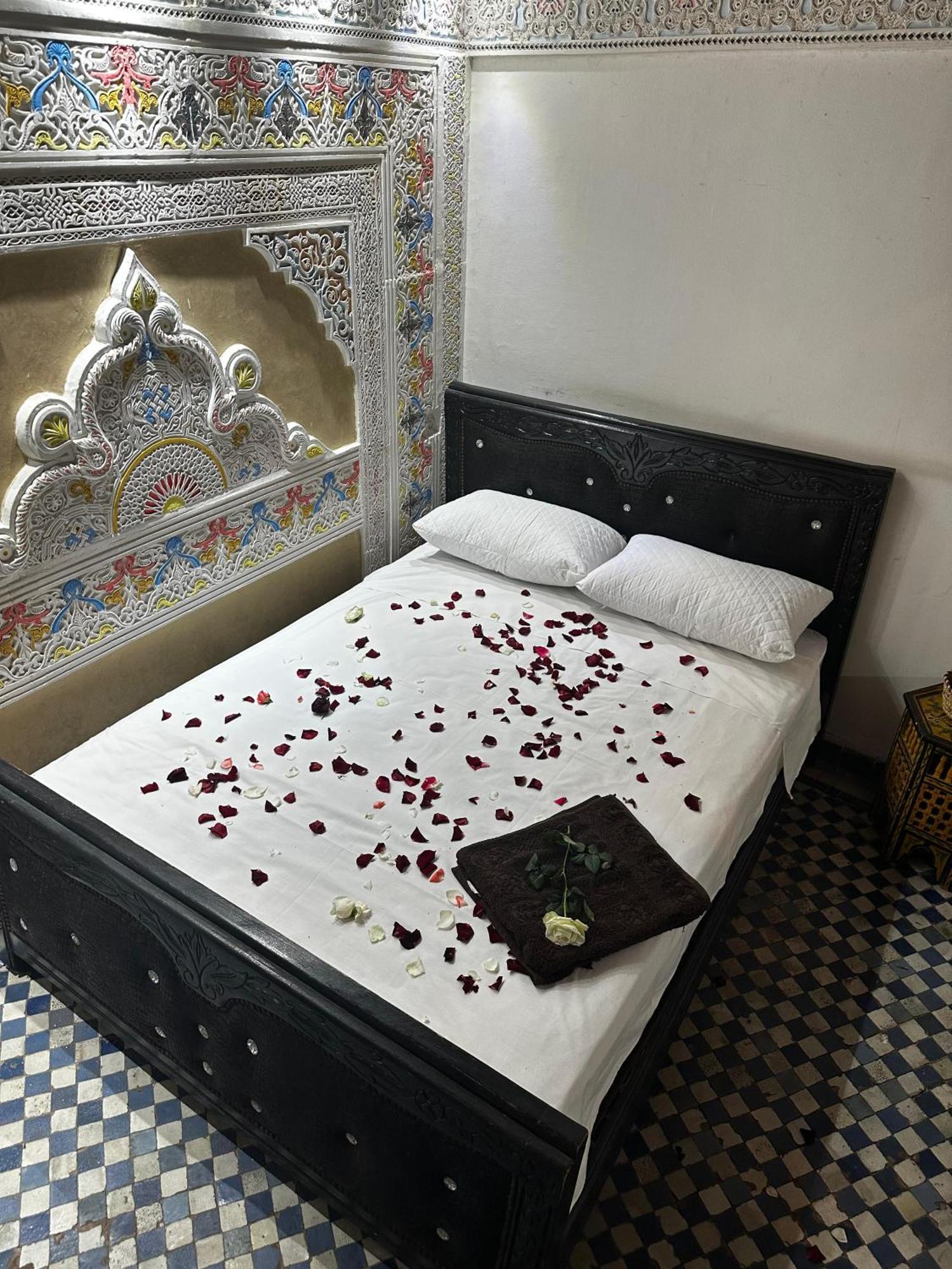 Riad Zohor Фес Экстерьер фото
